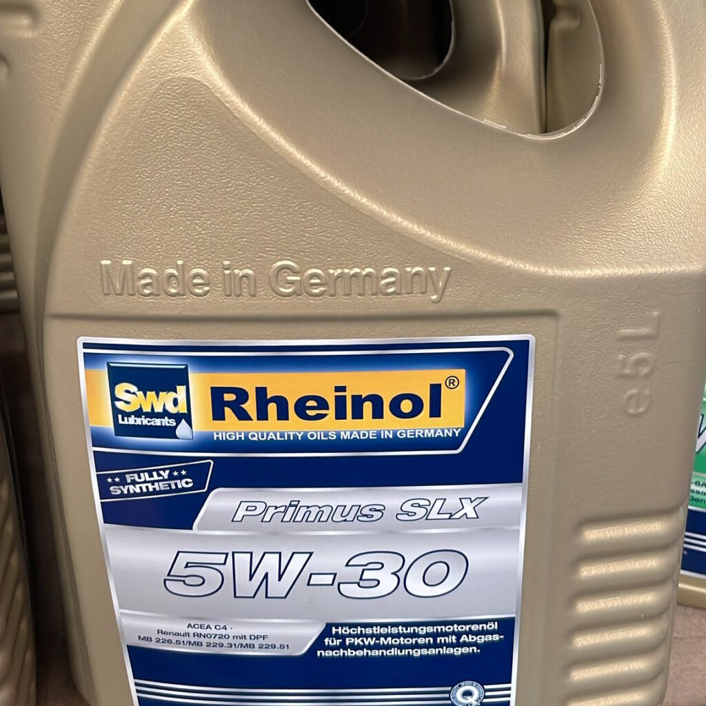 שמן מנוע 5W30 -תוצרת Rheinol